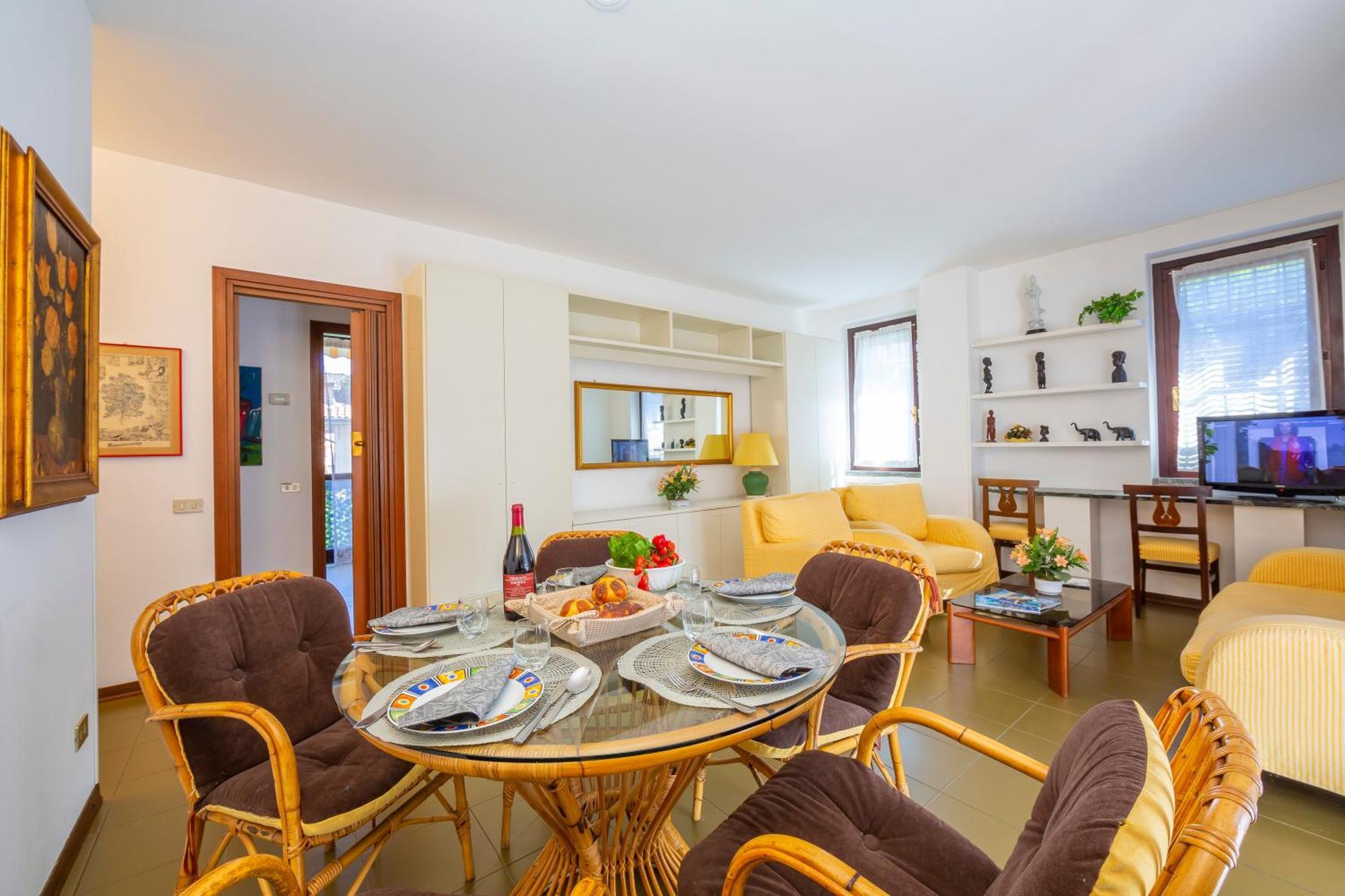 Appartamento Gaya Stresa Center - Happy Rentals المظهر الخارجي الصورة